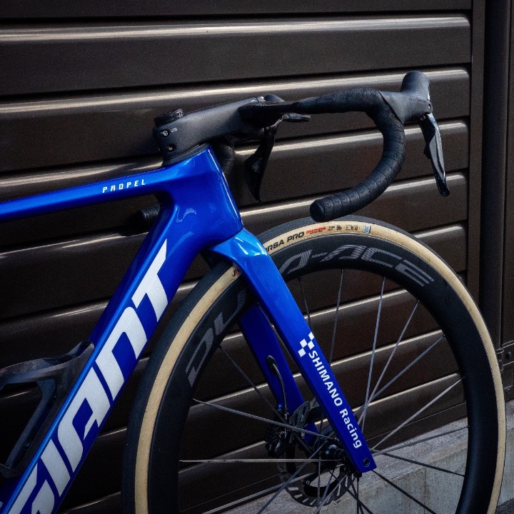 2026- giant propel metallic blue / shimano racing spec