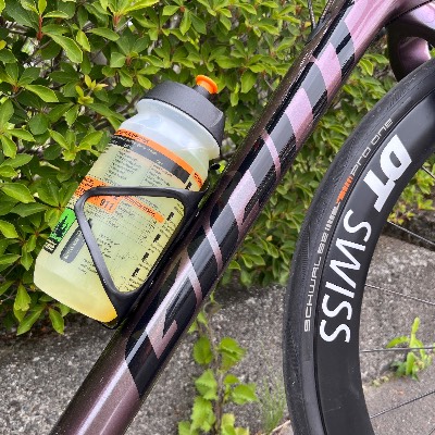 富士ヒルの時の
洗車した時の、マックオフのミラクルシャインがいい仕事してるね✨
ボトルはtacxのTuneデザイン(このバイクはTune使ってないけど...)