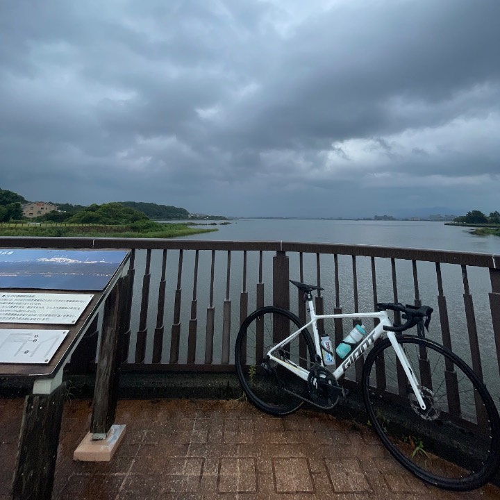 雨だけどロードバイクは輝く✨