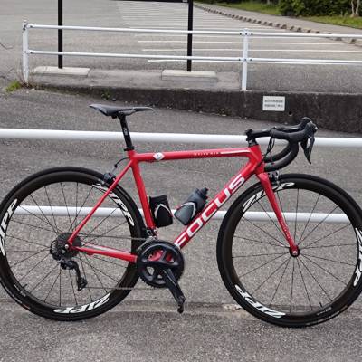 FOCUS IZALCO MAX、リムブレーキ最終世代の2018年モデル