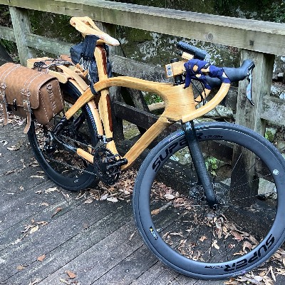 自作の木製自転車です