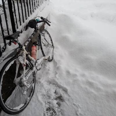 古いクロモリフレームのアラヤ マディフォックスをモンスタークロス化
雪道遊び用