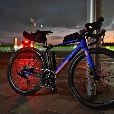 trek sl5 gen8
mavic slr 45